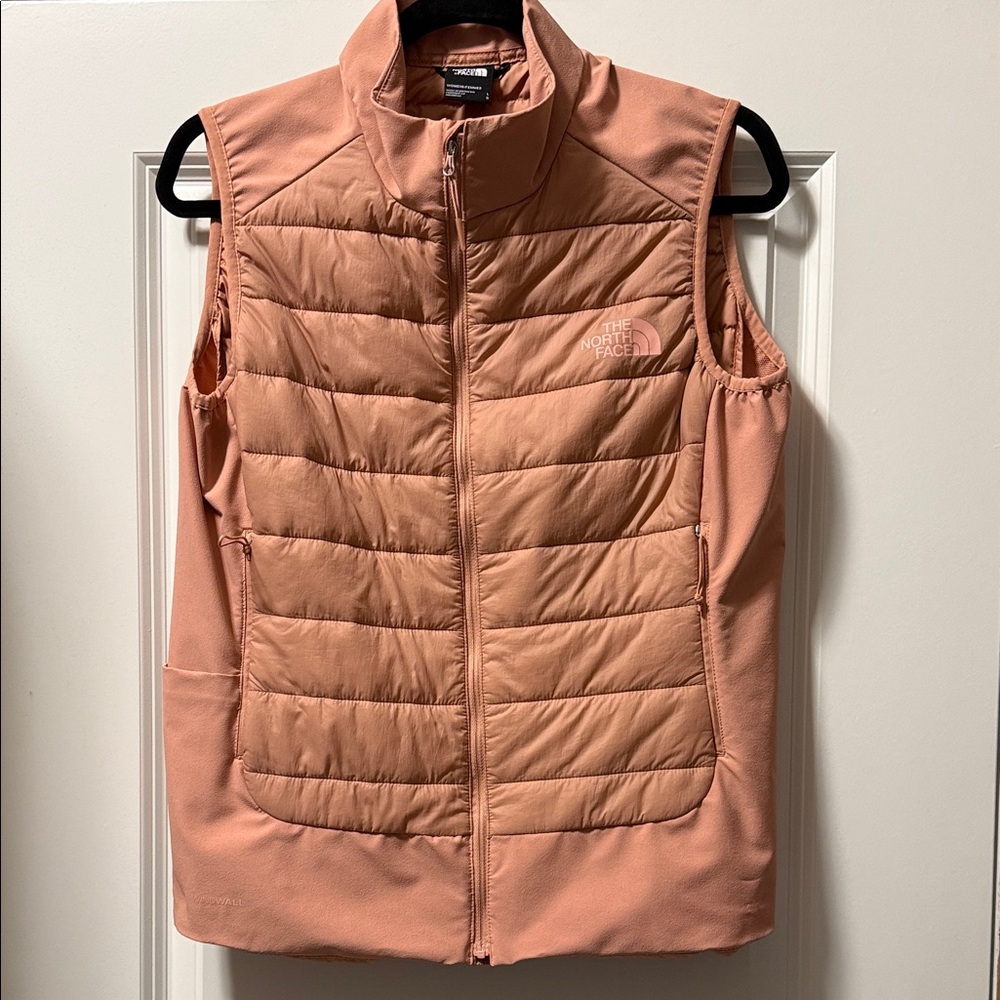The North Face Shelter Cove Windwall Vest